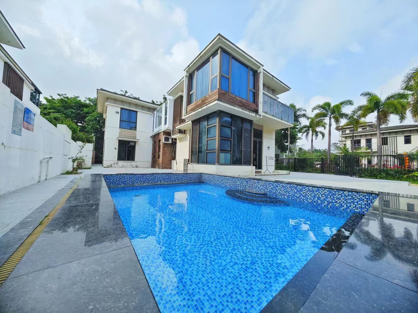 海陵岛新恒度假别墅公寓